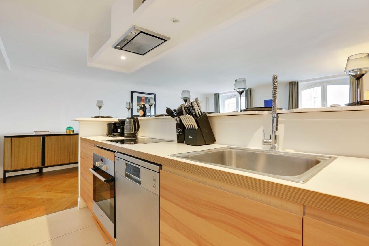 Elegant Apartment - 2Bd-6P - Avenue Montaigne Parigi Esterno foto